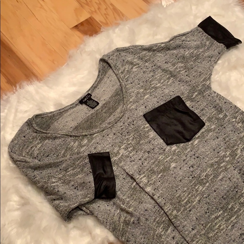 Rue21 Grey & Black Top